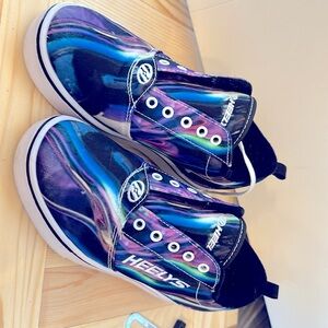 Heelys Canvas Sneakers/Skates (Girls 5Y)